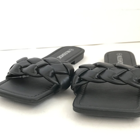 MUSSHOE Slip On Slide Sandals Black Flats Women’s Size 7 NWT - Picture 6 of 16